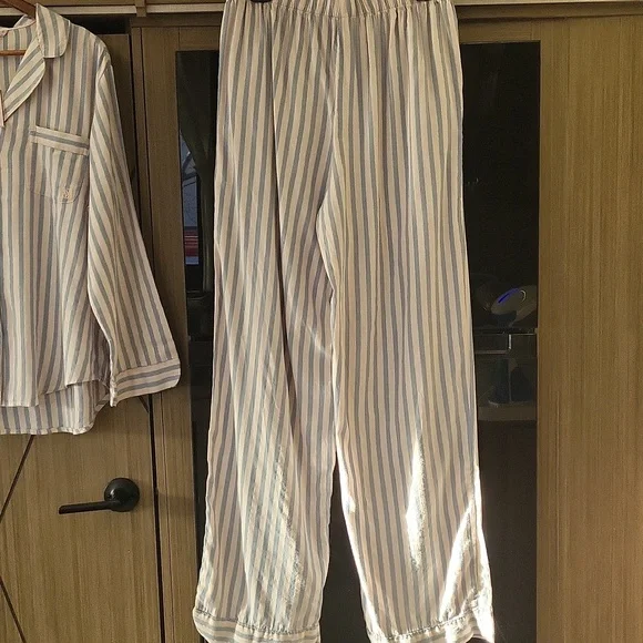 (NWT) (WILL BE GONE SOON)! "Modal/cotton,2 Piece Pajama set" - Picture 6 of 16